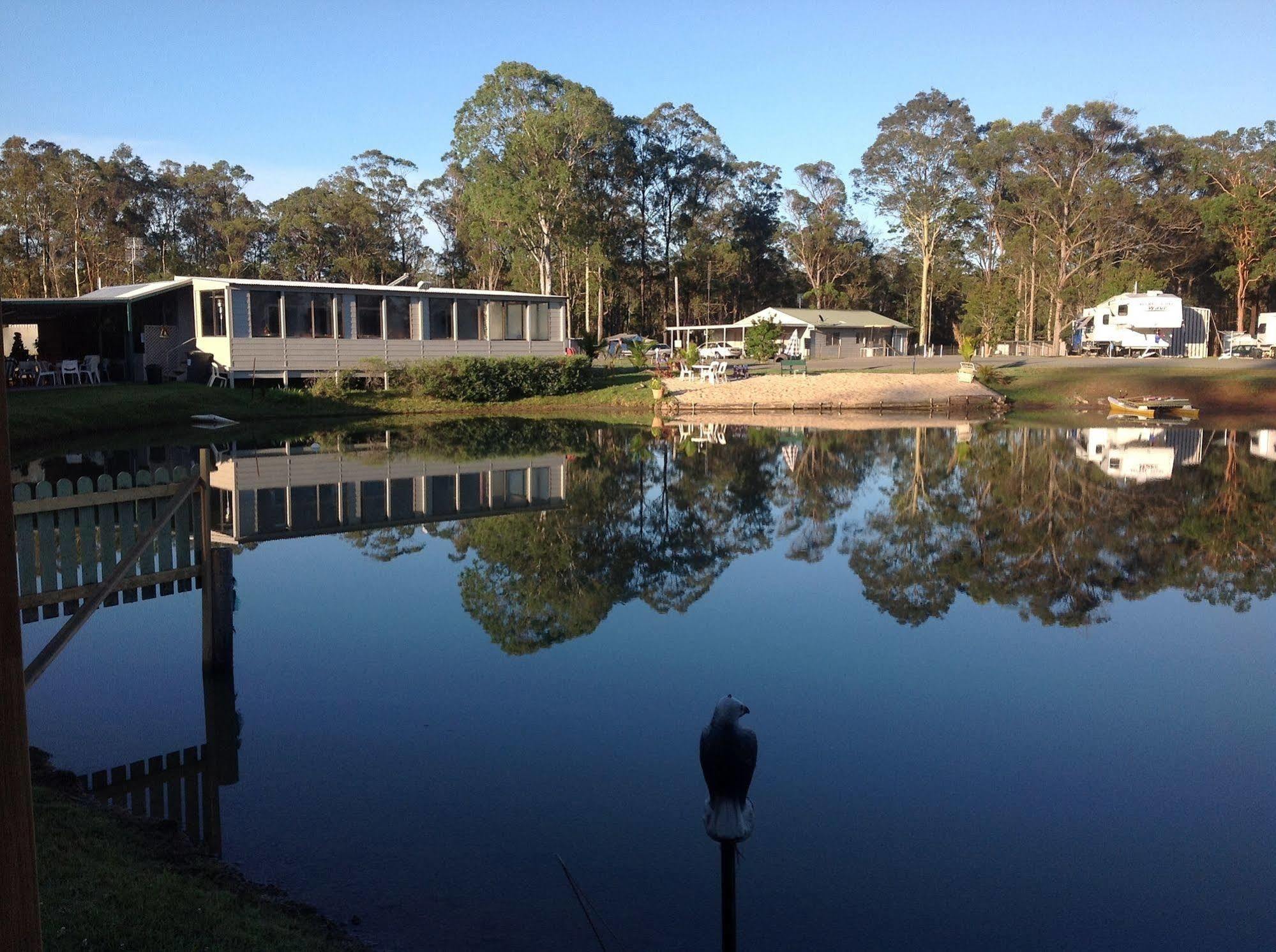 Australian Motor Home Tourist Park Twelve Mile Creek Karuah Exteriér fotografie